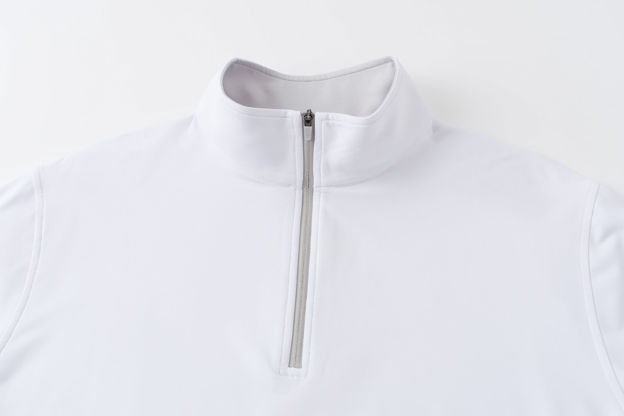 Vista Q-Zip White