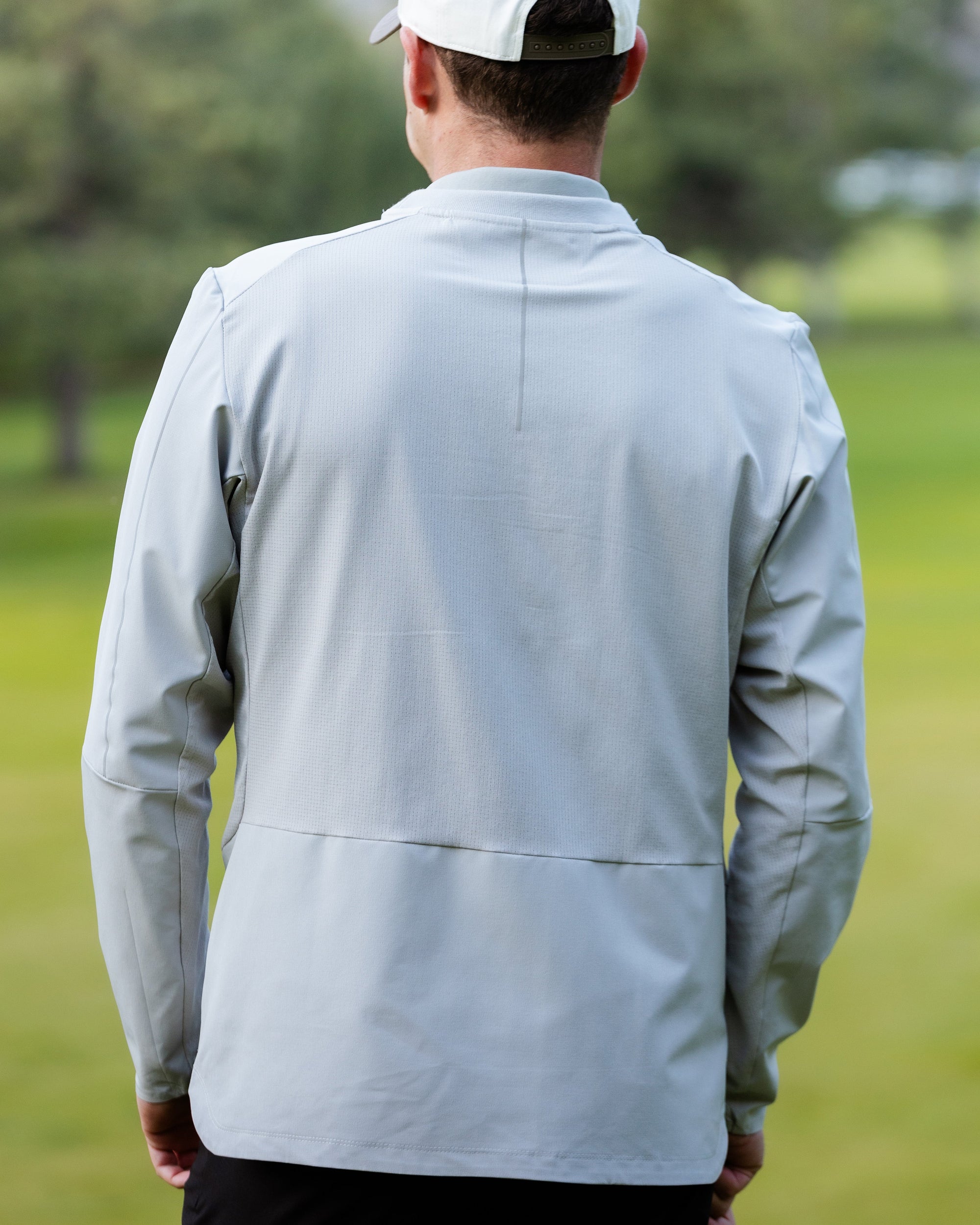 What Makes a Dress Shirt Actually Wrinkle-Resistant in Summer Heat?